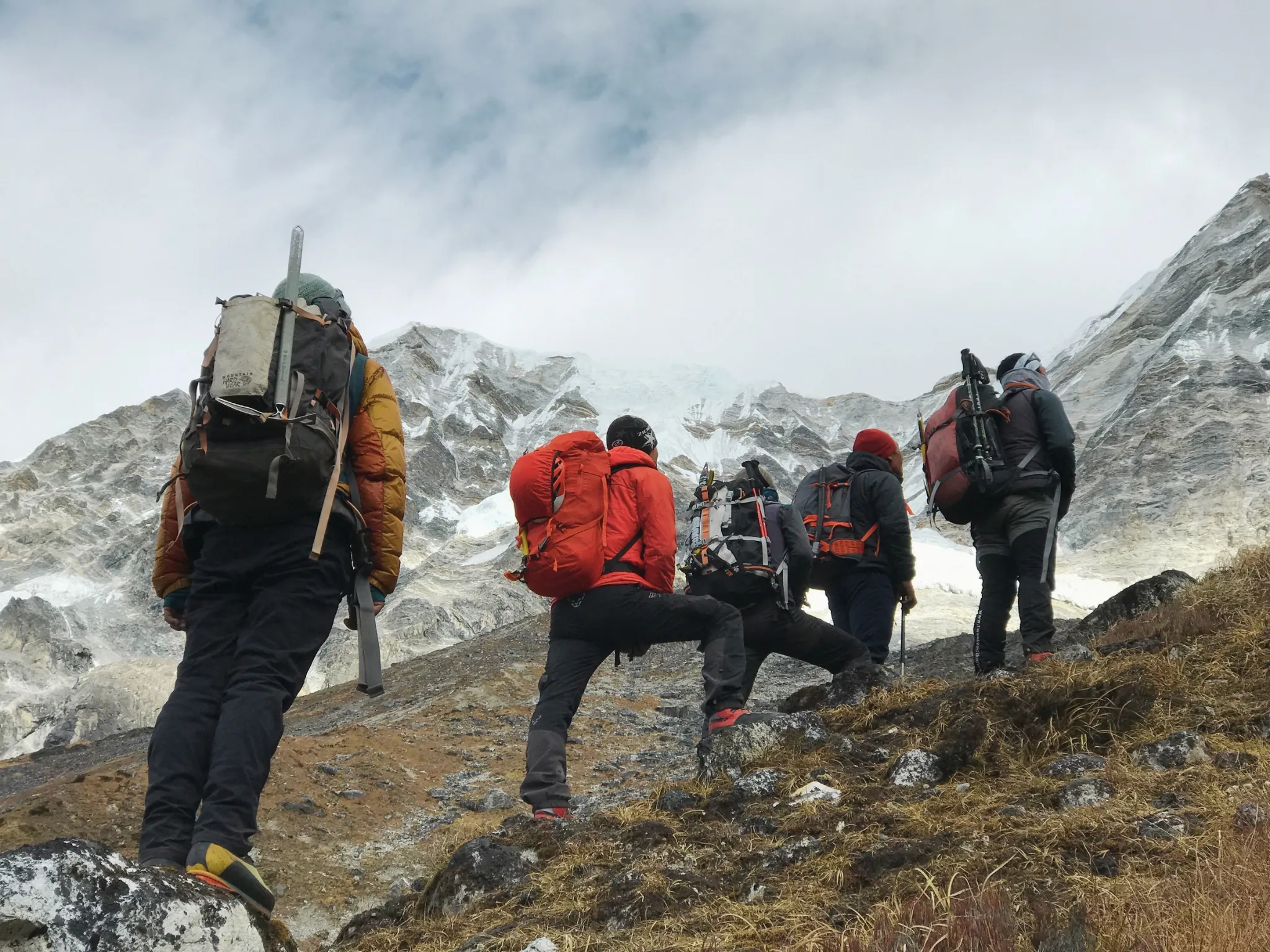 Acclimatization Guide: How to Acclimatize Safely at High Altitude