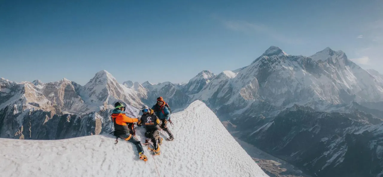 CHOLATSE EXPEDITION